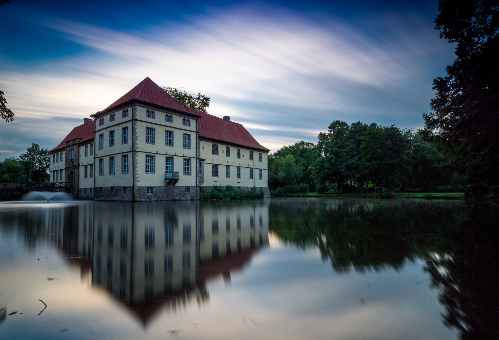 Schloss Strünkede; Wirtschaftsdetektiv Herne, Privatdetektei Herne, Detektivteam Herne