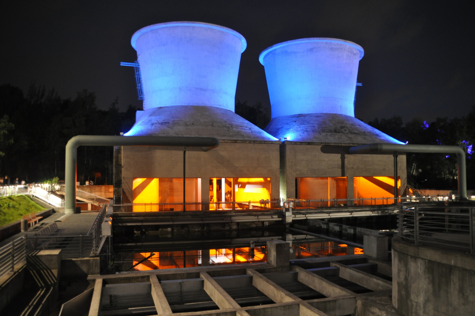 Kühltürme der Jahrhunderthalle; Kurtz Detektei Bochum, Wirtschaftsdetektiv in Bochum, Wirtschaftsdetektei aus Bochum, Detektiv Bochum